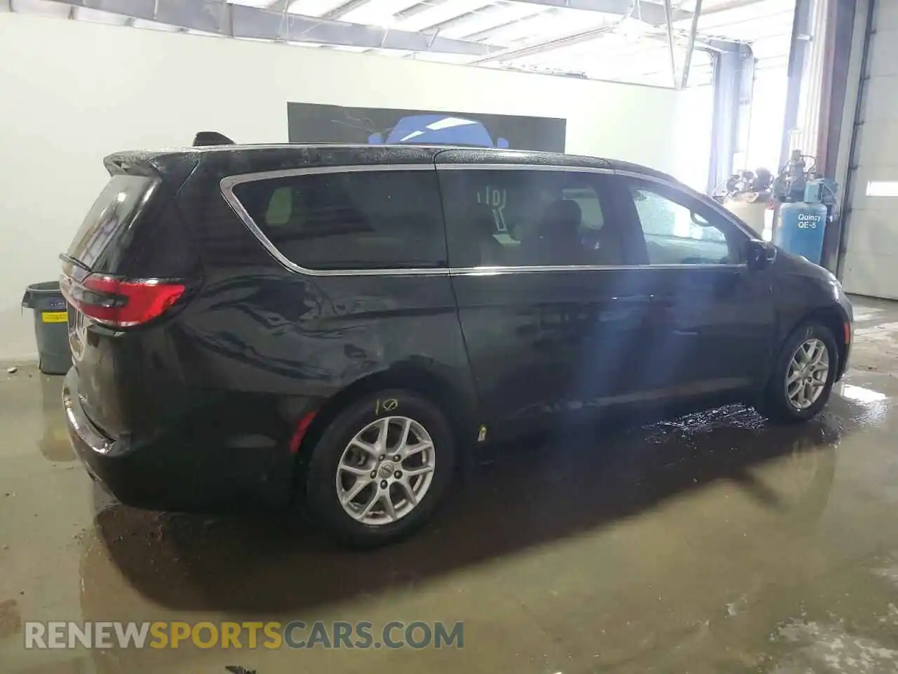 3 Photograph of a damaged car 2C4RC1BGXPR621325 CHRYSLER PACIFICA 2023