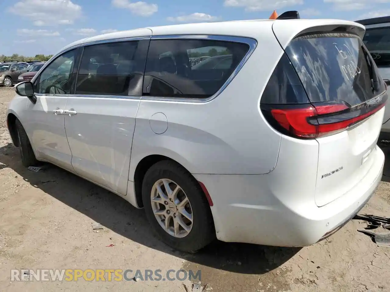 2 Photograph of a damaged car 2C4RC1FGXPR555773 CHRYSLER PACIFICA 2023
