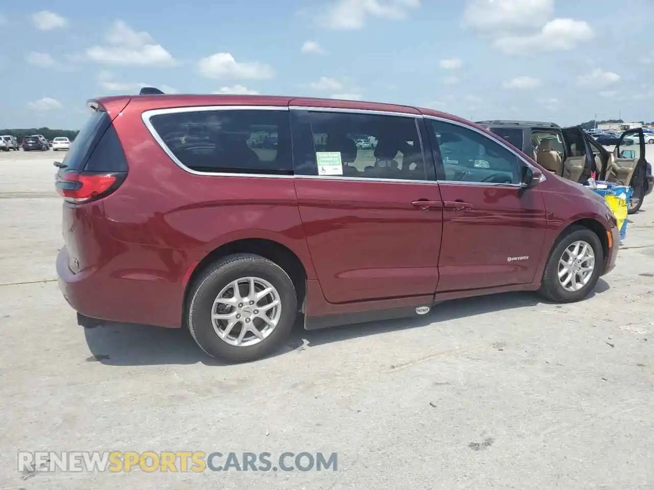 3 Photograph of a damaged car 2C4RC1FGXPR613672 CHRYSLER PACIFICA 2023