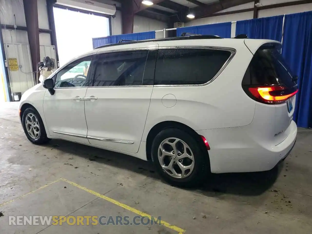 2 Photograph of a damaged car 2C4RC1GG4PR571482 CHRYSLER PACIFICA 2023