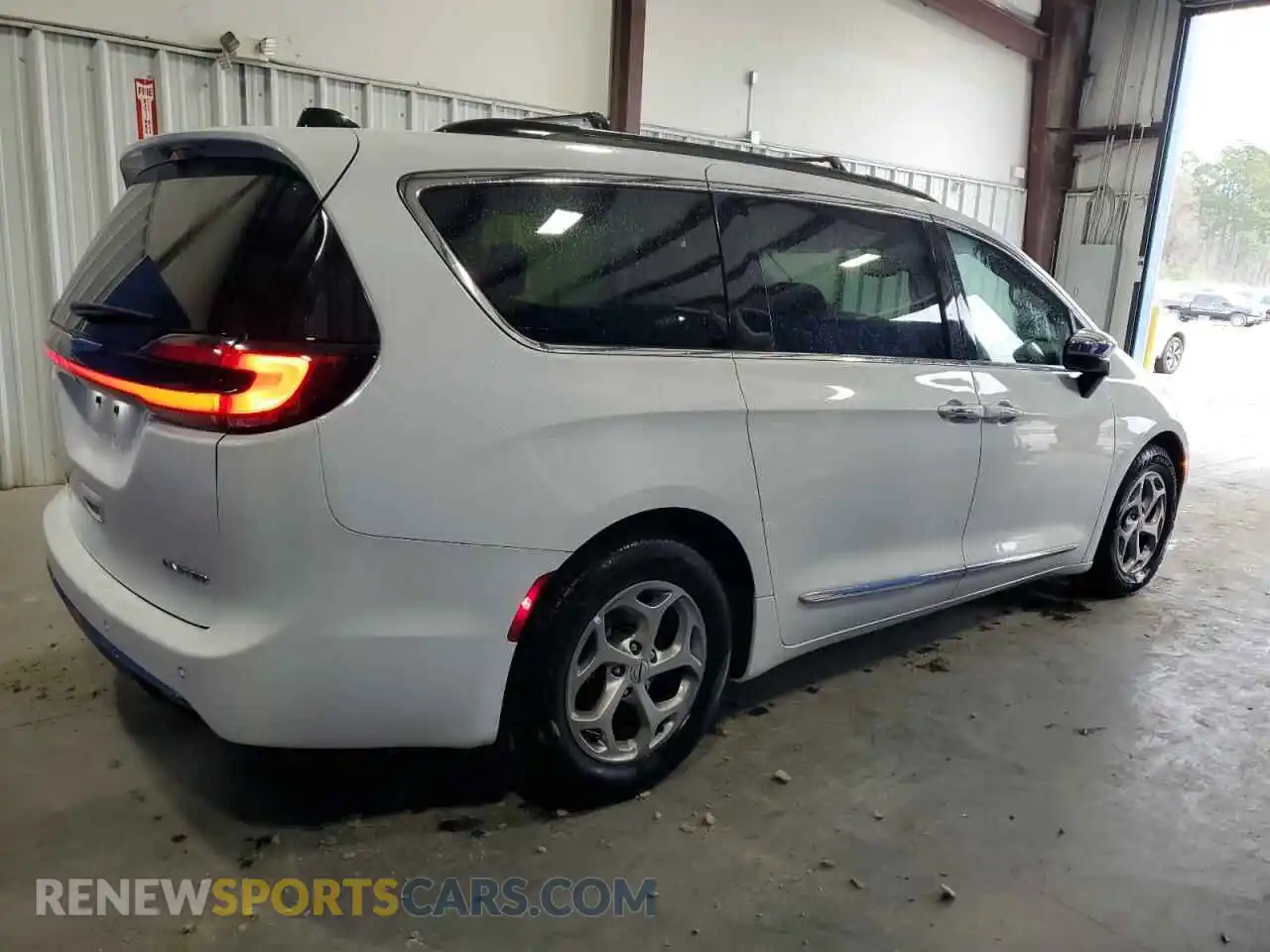 3 Photograph of a damaged car 2C4RC1GG4PR571482 CHRYSLER PACIFICA 2023