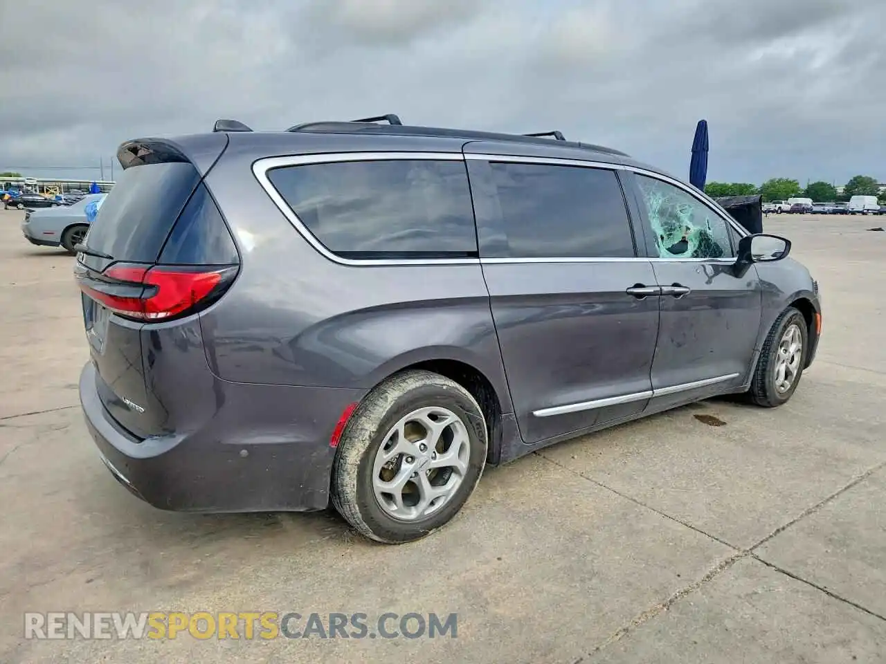 3 Photograph of a damaged car 2C4RC1GG7PR540775 CHRYSLER PACIFICA 2023