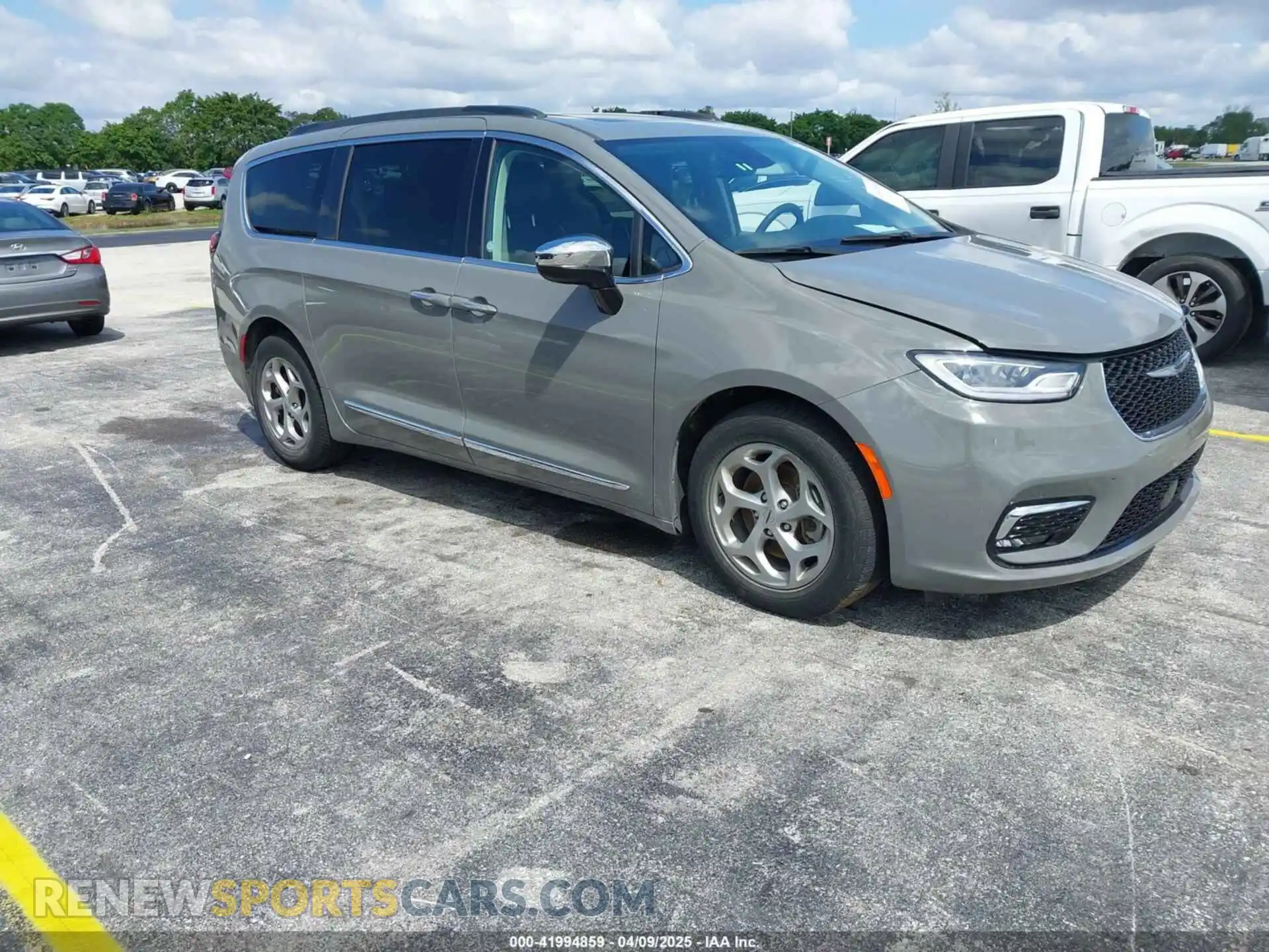 1 Фотография поврежденного автомобиля 2C4RC1GG8PR559478 CHRYSLER PACIFICA 2023