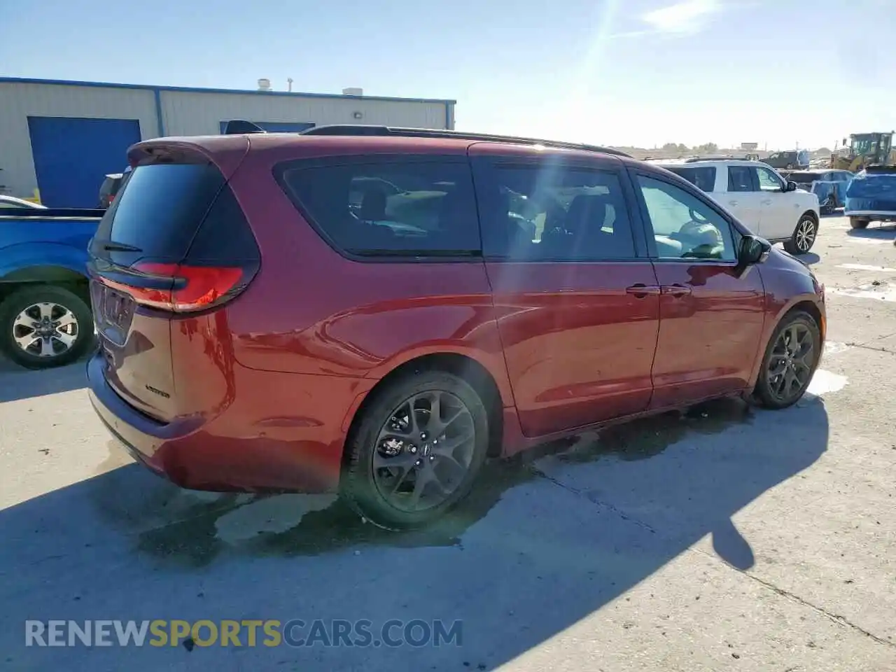3 Photograph of a damaged car 2C4RC1GG9PR613855 CHRYSLER PACIFICA 2023