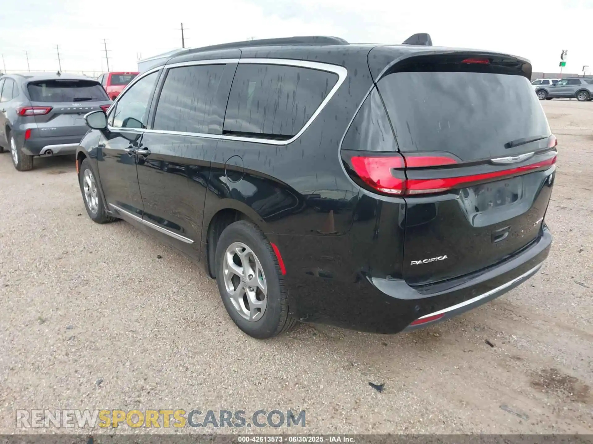 3 Photograph of a damaged car 2C4RC1GG9PR623690 CHRYSLER PACIFICA 2023