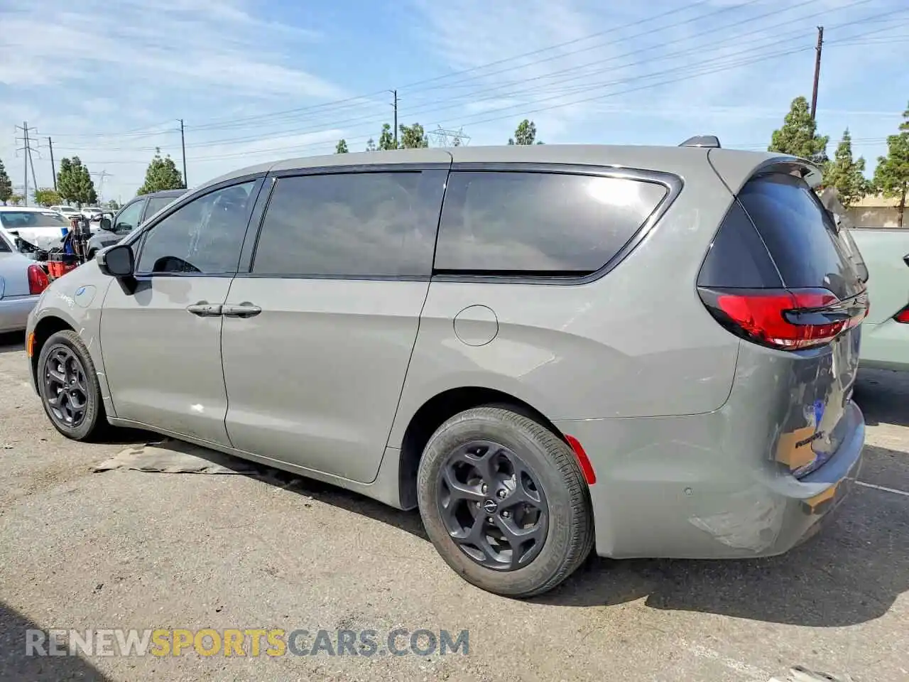2 Photograph of a damaged car 2C4RC1L74PR543512 CHRYSLER PACIFICA 2023