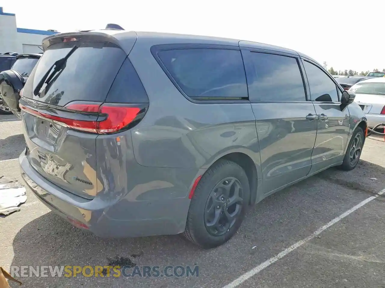 3 Photograph of a damaged car 2C4RC1L74PR543512 CHRYSLER PACIFICA 2023