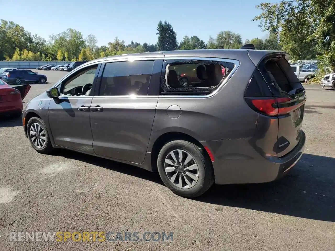 2 Photograph of a damaged car 2C4RC1L74PR565266 CHRYSLER PACIFICA 2023