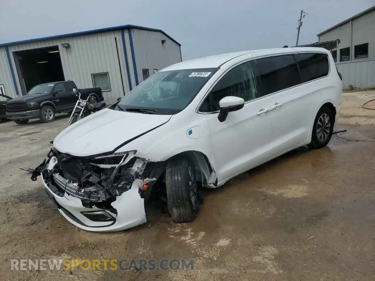 1 Photograph of a damaged car 2C4RC1L77PR583843 CHRYSLER PACIFICA 2023
