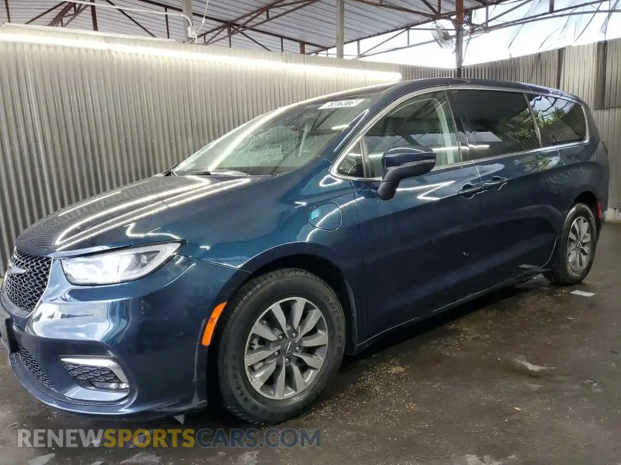 1 Photograph of a damaged car 2C4RC1L77PR632409 CHRYSLER PACIFICA 2023
