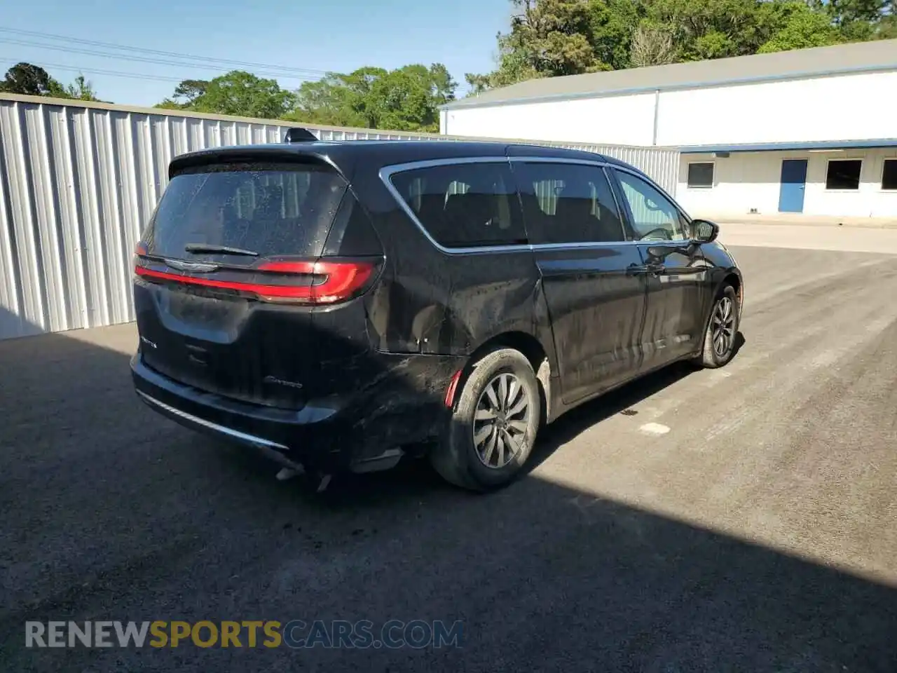 3 Photograph of a damaged car 2C4RC1L7XPR592181 CHRYSLER PACIFICA 2023