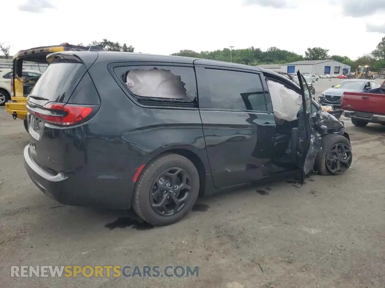 3 Photograph of a damaged car 2C4RC1L7XPR632761 CHRYSLER PACIFICA 2023