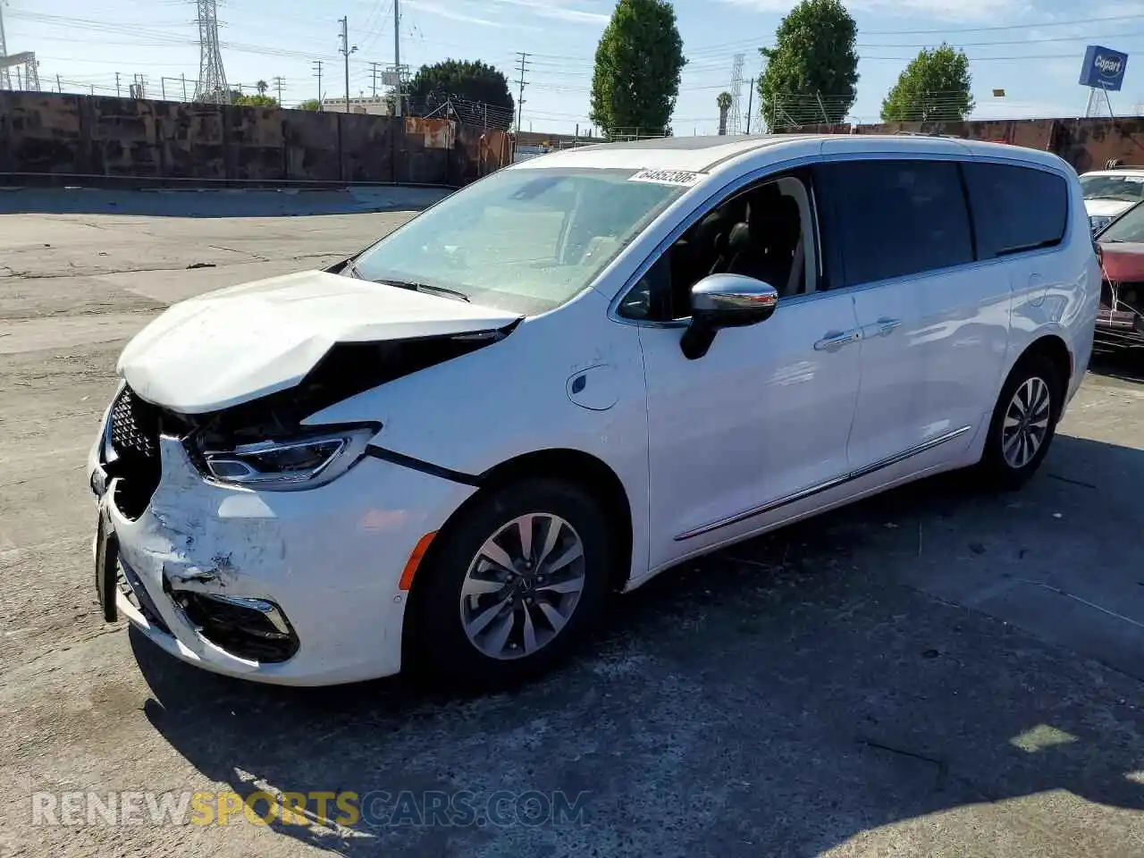 1 Photograph of a damaged car 2C4RC1S70PR599559 CHRYSLER PACIFICA 2023