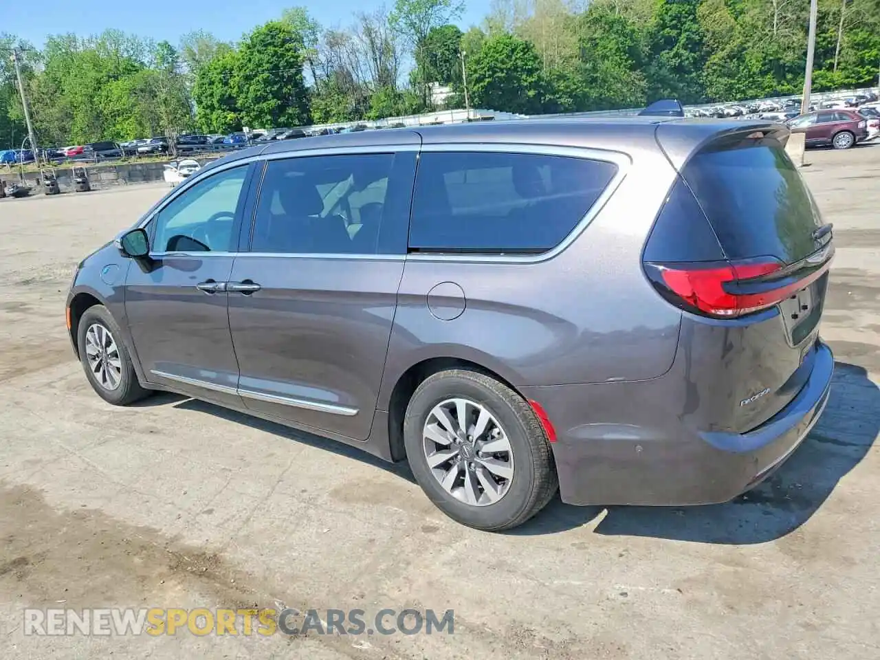 2 Photograph of a damaged car 2C4RC1S74PR569609 CHRYSLER PACIFICA 2023