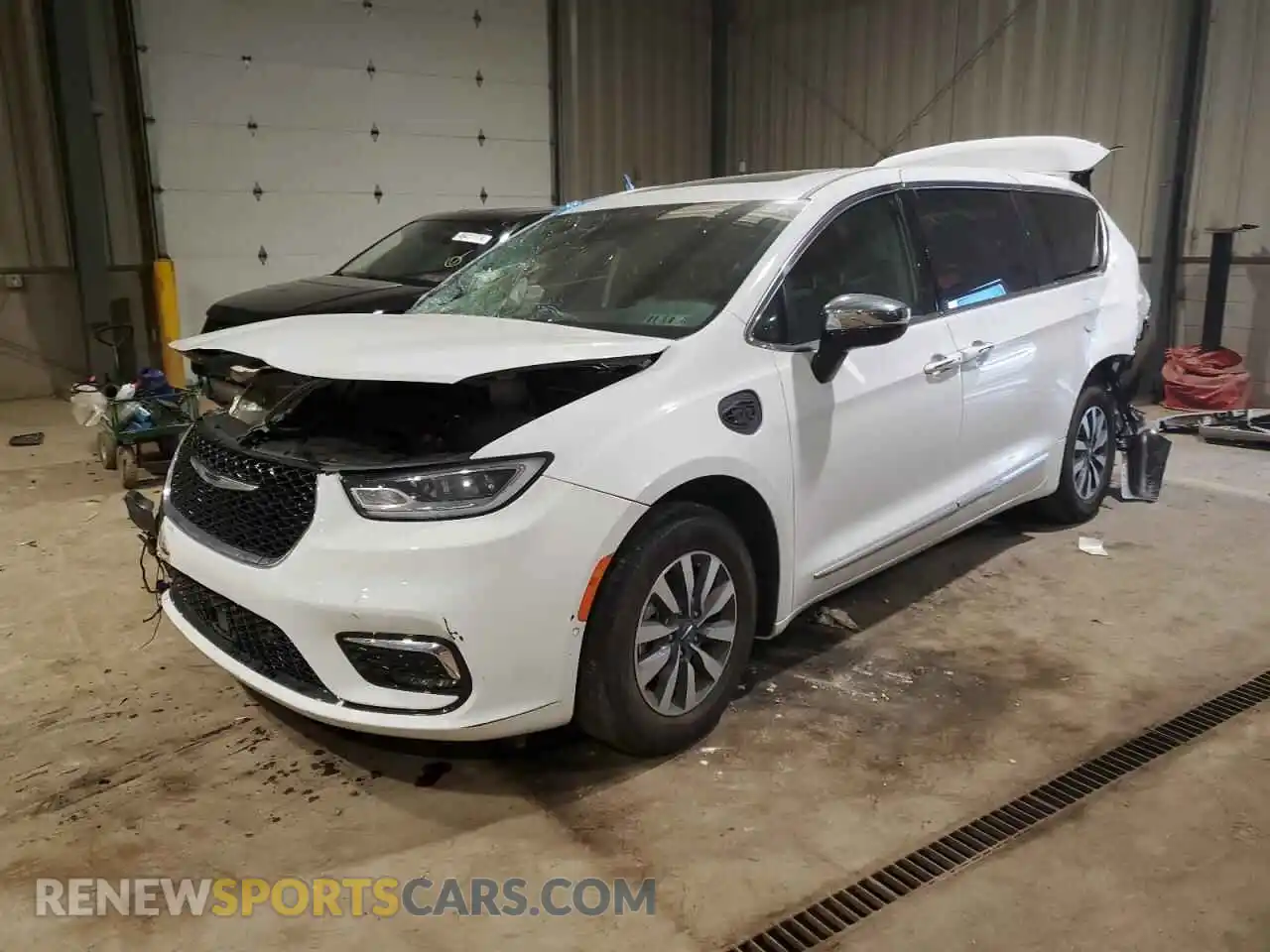 1 Photograph of a damaged car 2C4RC1S77PR569703 CHRYSLER PACIFICA 2023