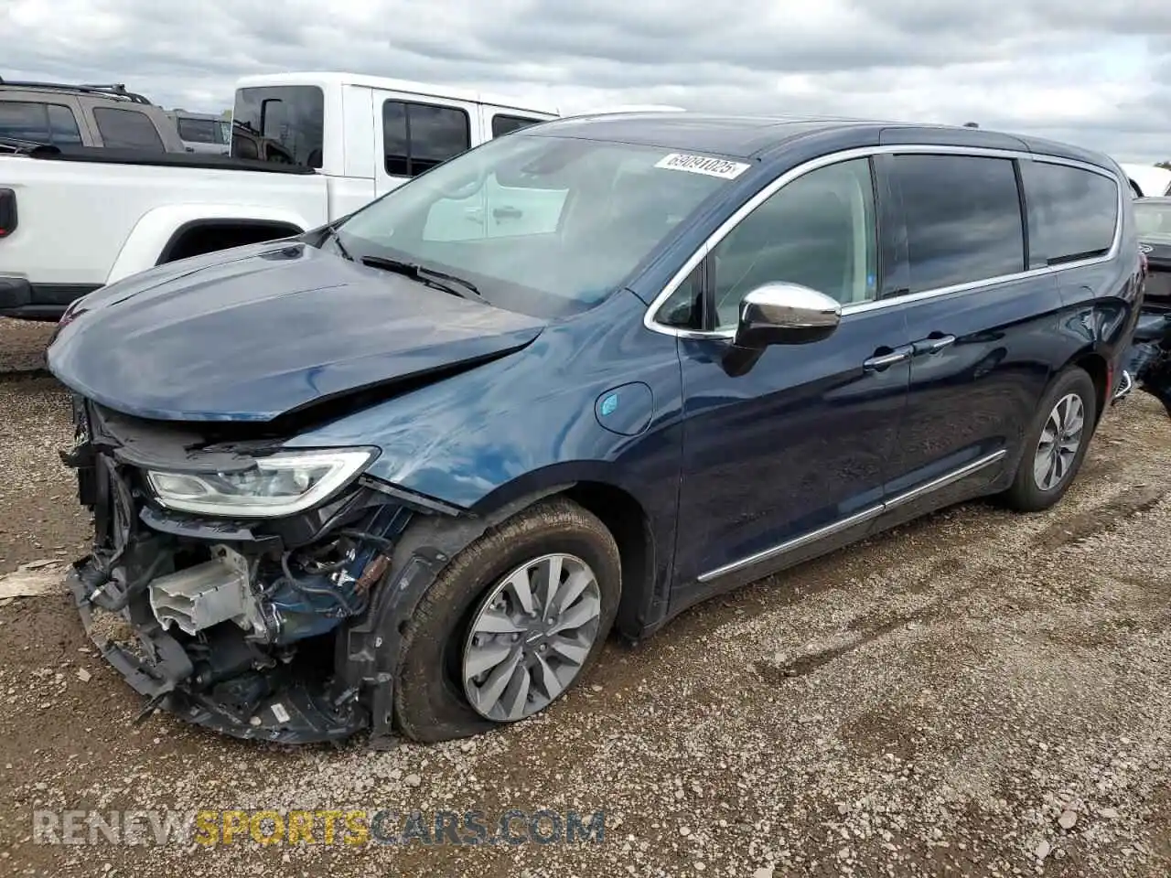 1 Photograph of a damaged car 2C4RC1S78PR610291 CHRYSLER PACIFICA 2023