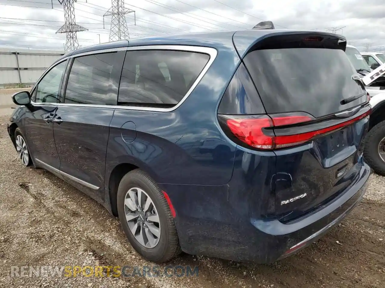 2 Photograph of a damaged car 2C4RC1S78PR610291 CHRYSLER PACIFICA 2023