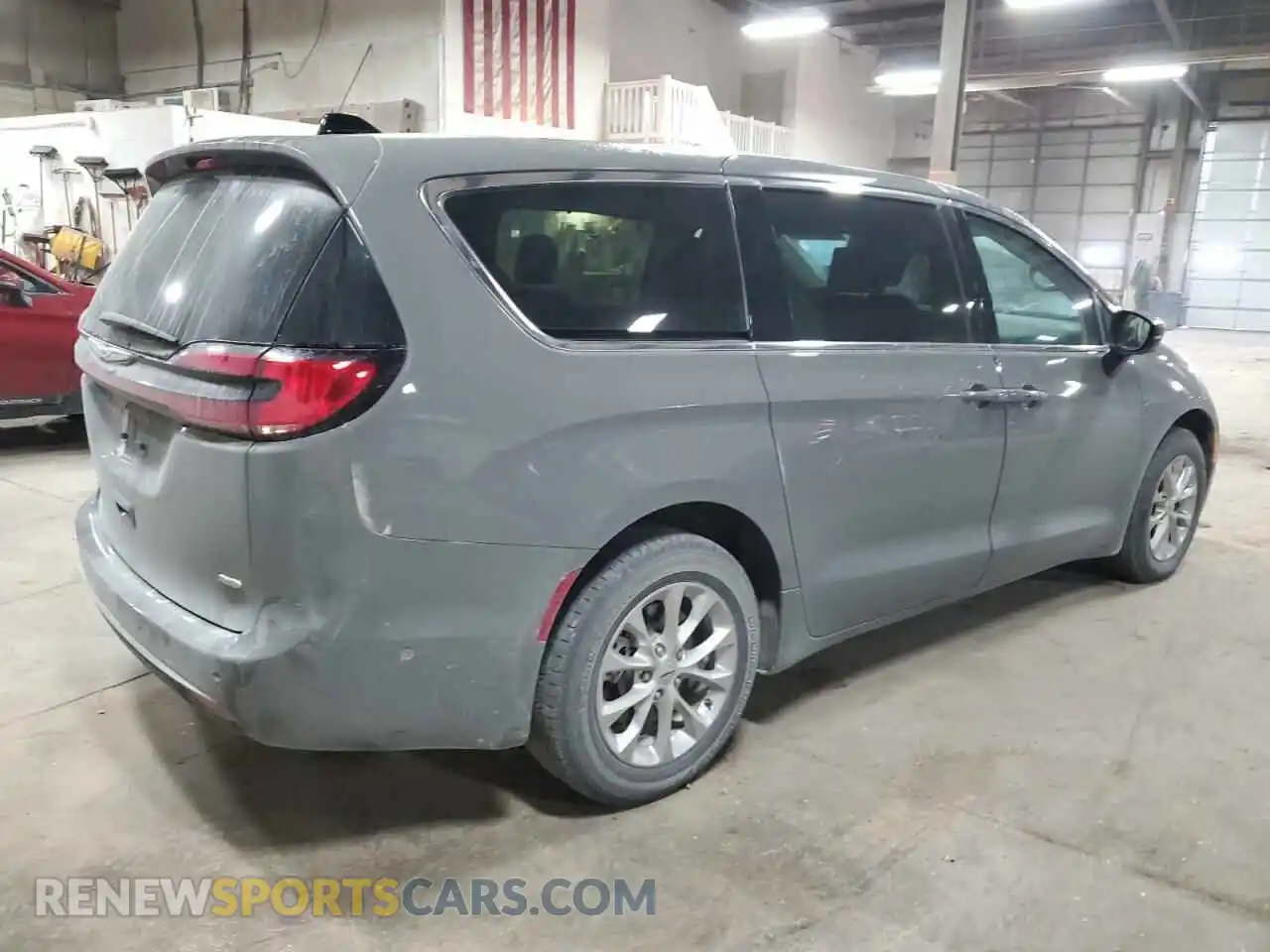 3 Фотография поврежденного автомобиля 2C4RC3BG3PR545622 CHRYSLER PACIFICA 2023