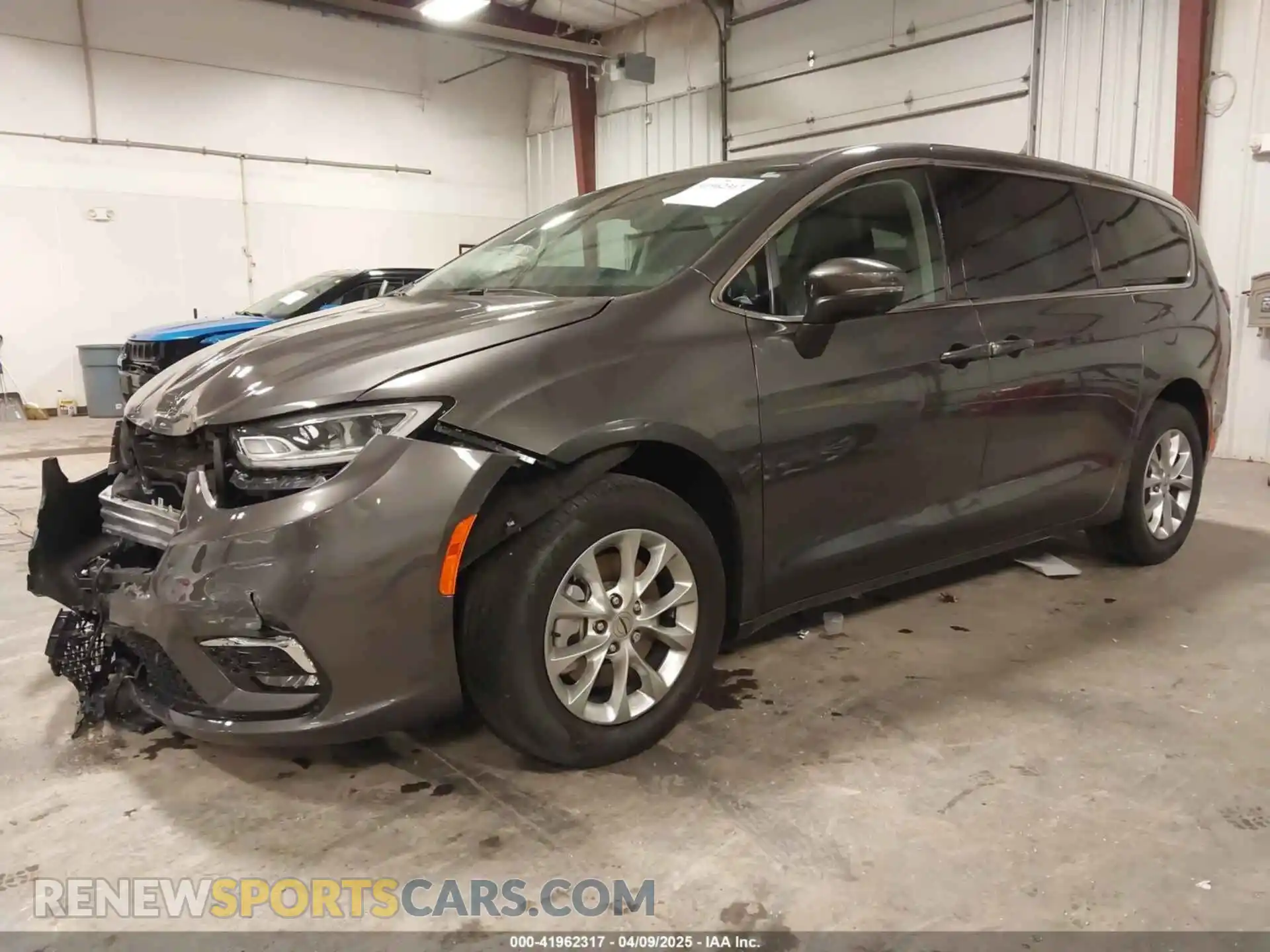 2 Photograph of a damaged car 2C4RC3BG3PR593105 CHRYSLER PACIFICA 2023