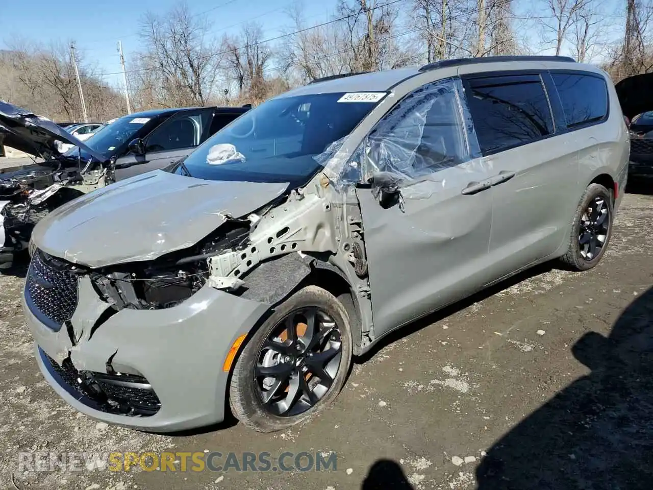 1 Photograph of a damaged car 2C4RC3BG6PR600483 CHRYSLER PACIFICA 2023