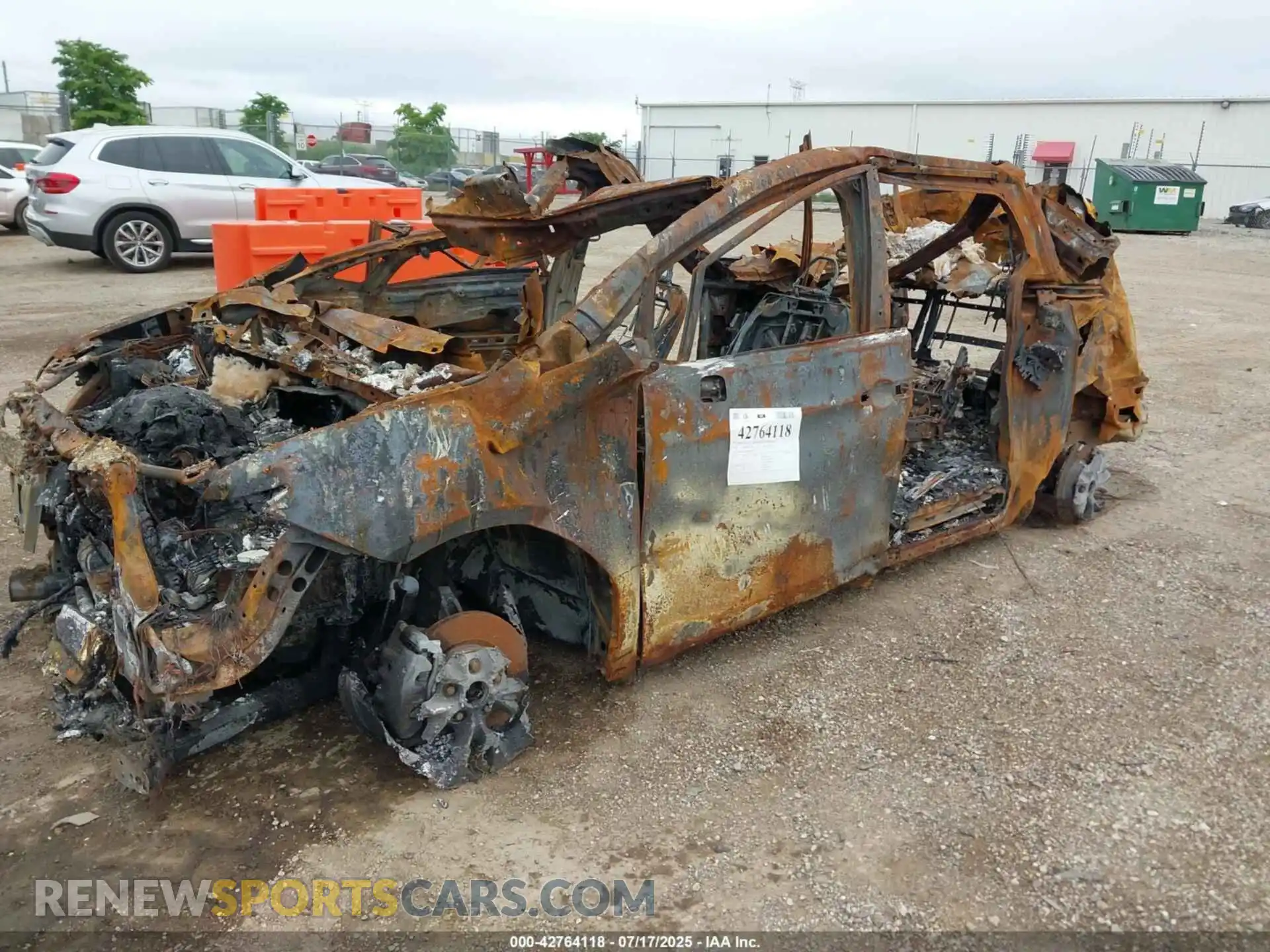 2 Photograph of a damaged car 2C4RC3BGXPR546234 CHRYSLER PACIFICA 2023