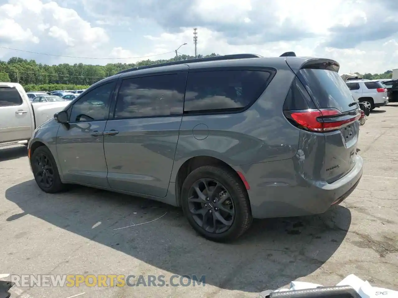 2 Photograph of a damaged car 2C4RC3GG1PR619189 CHRYSLER PACIFICA 2023