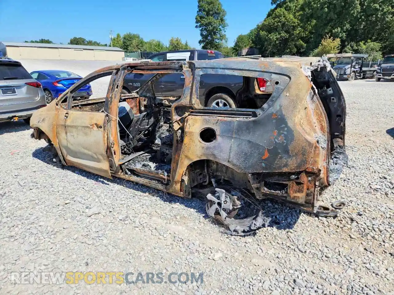 2 Photograph of a damaged car 2C4RC3GG2PR576269 CHRYSLER PACIFICA 2023
