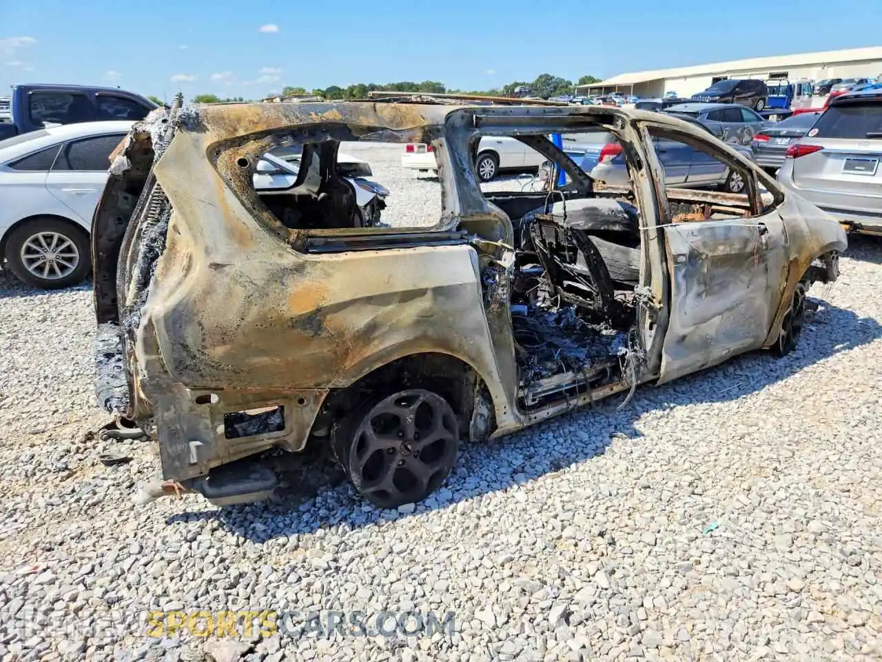 3 Photograph of a damaged car 2C4RC3GG2PR576269 CHRYSLER PACIFICA 2023