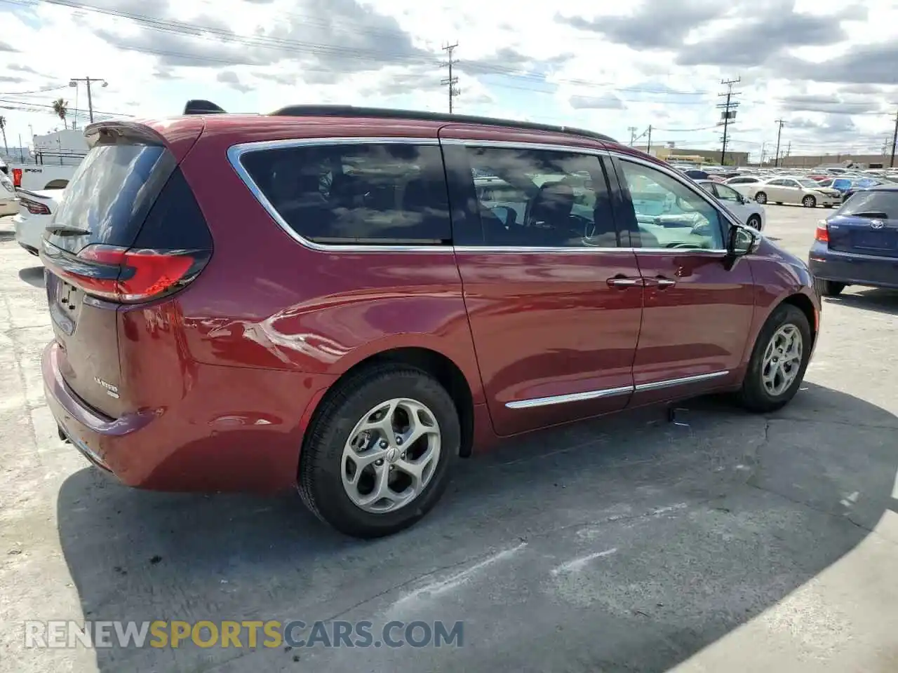 3 Photograph of a damaged car 2C4RC3GG9PR605377 CHRYSLER PACIFICA 2023