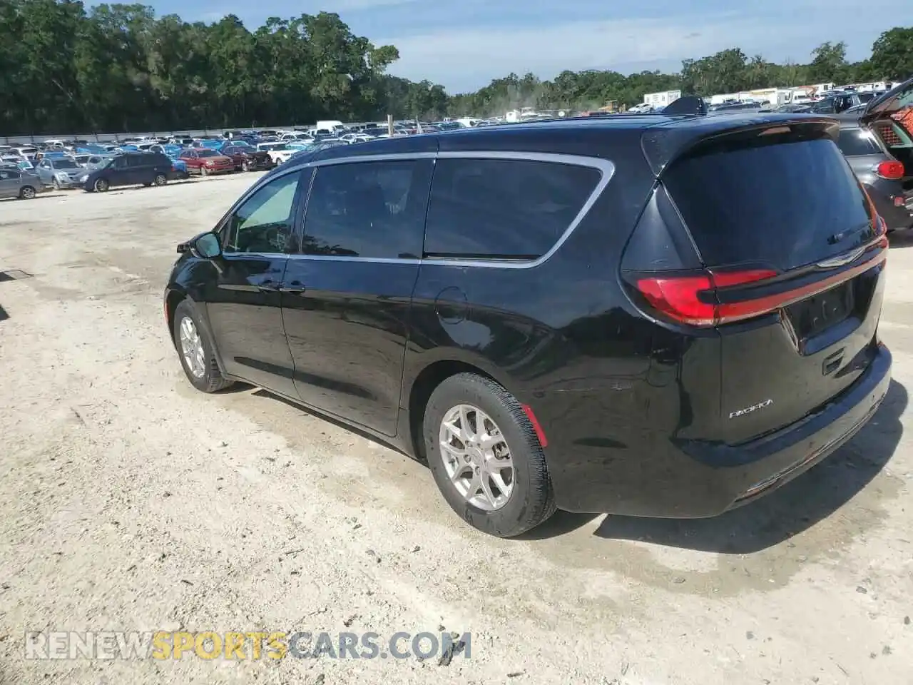 2 Photograph of a damaged car 2C4RC1BG0RR124772 CHRYSLER PACIFICA 2024