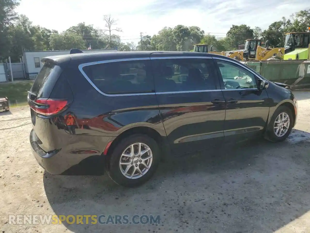 3 Photograph of a damaged car 2C4RC1BG0RR124772 CHRYSLER PACIFICA 2024