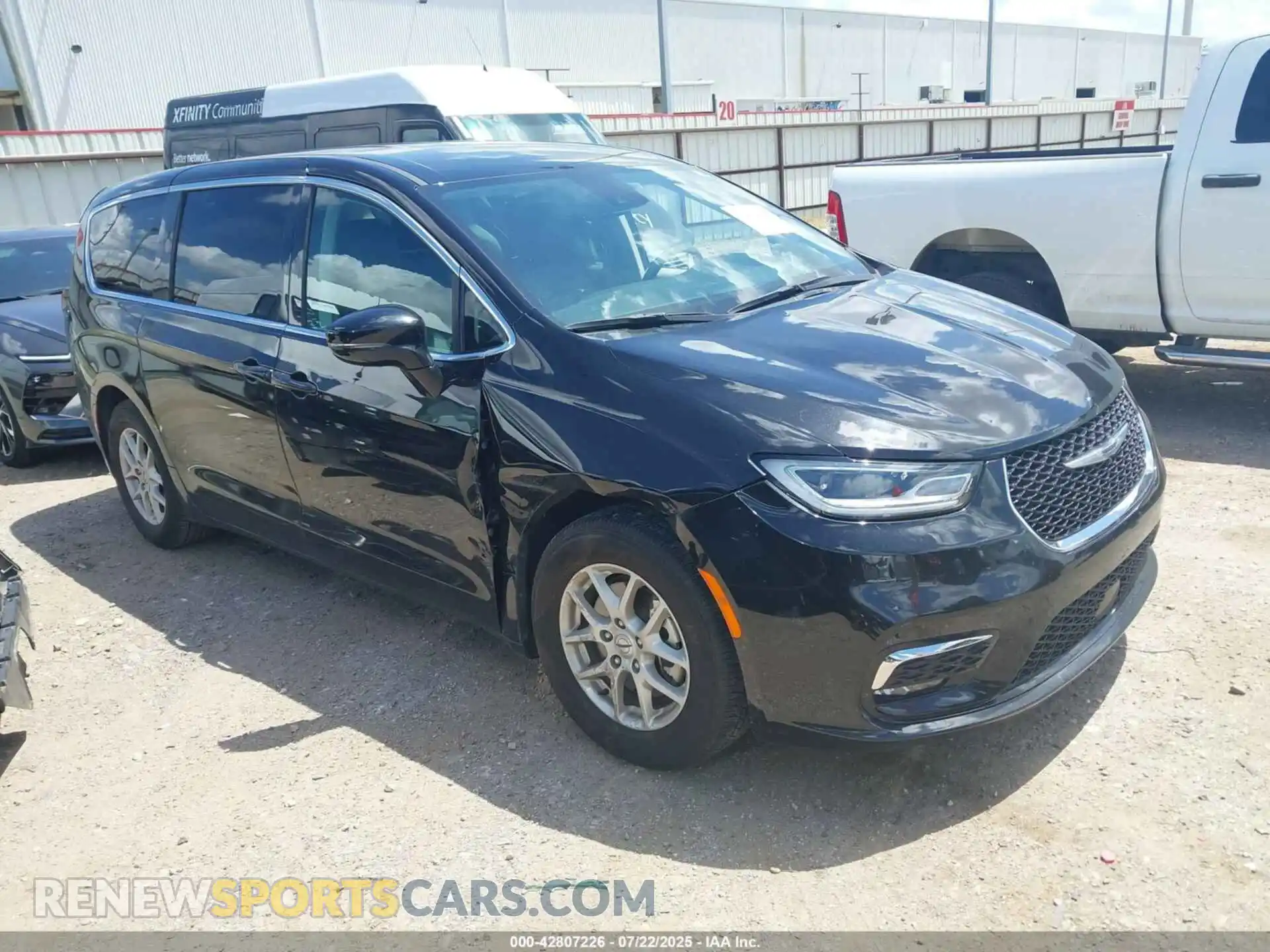 1 Photograph of a damaged car 2C4RC1BG0RR139658 CHRYSLER PACIFICA 2024