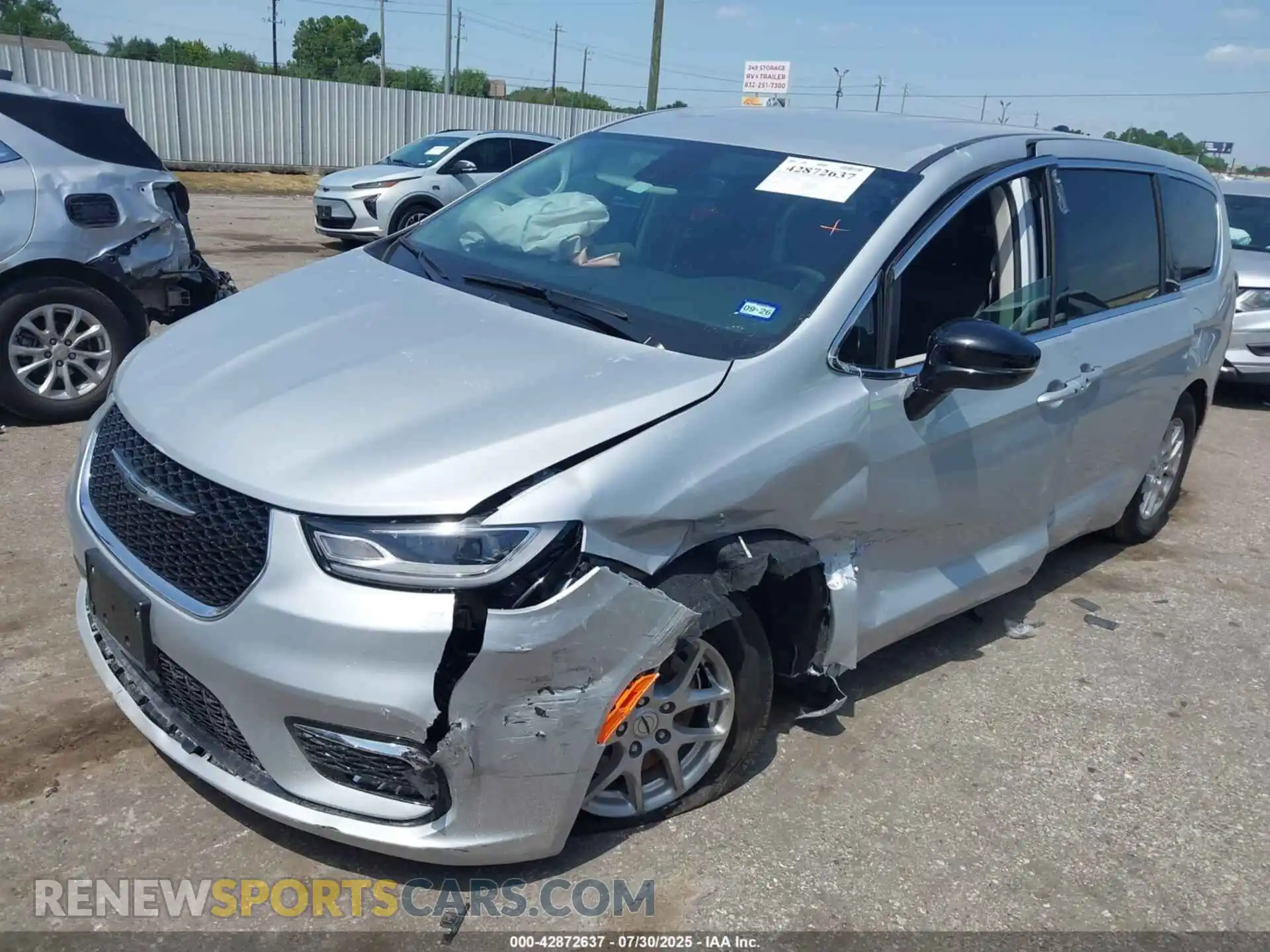 2 Photograph of a damaged car 2C4RC1BG0RR177195 CHRYSLER PACIFICA 2024