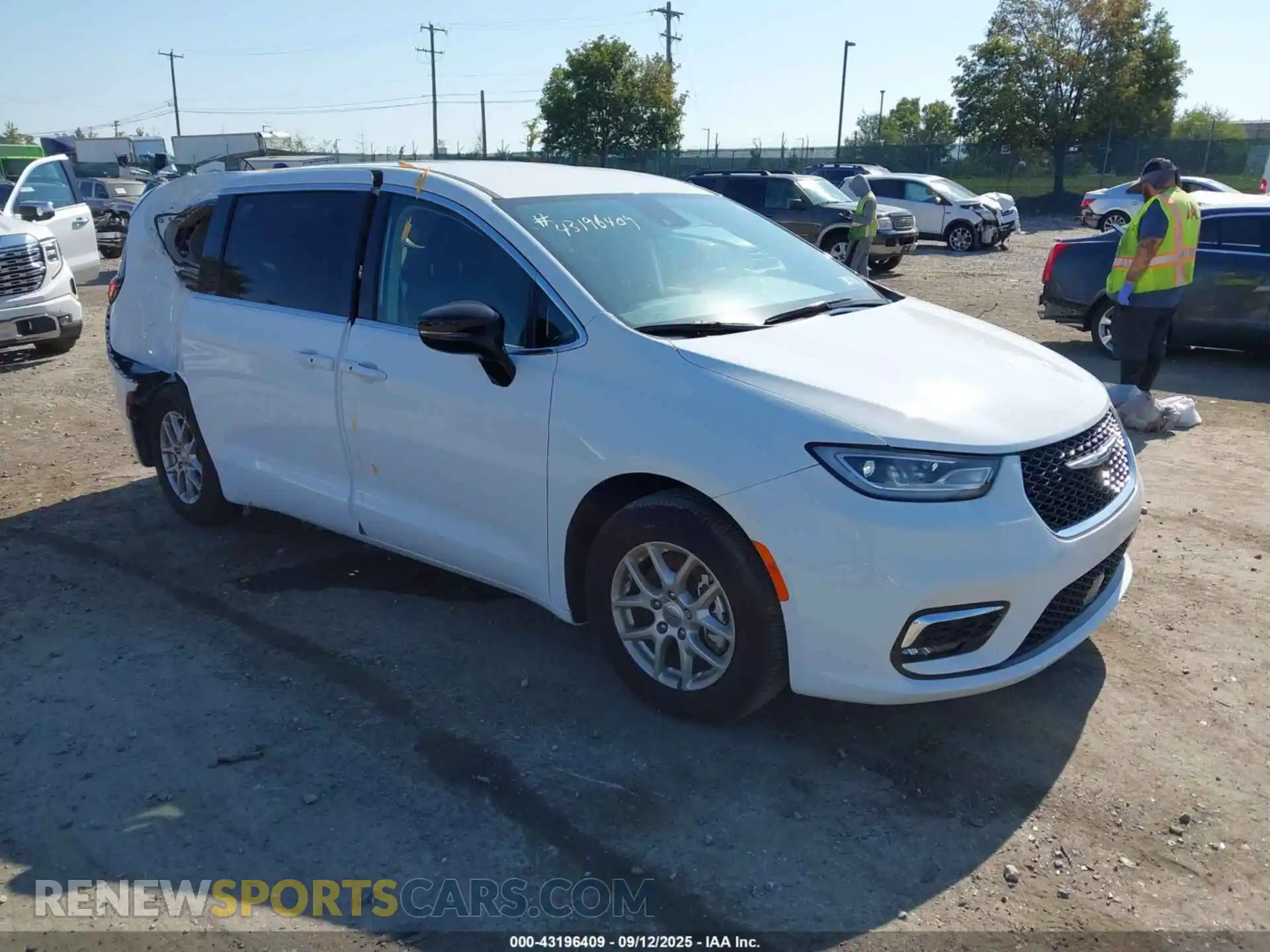 1 Photograph of a damaged car 2C4RC1BG1RR108533 CHRYSLER PACIFICA 2024