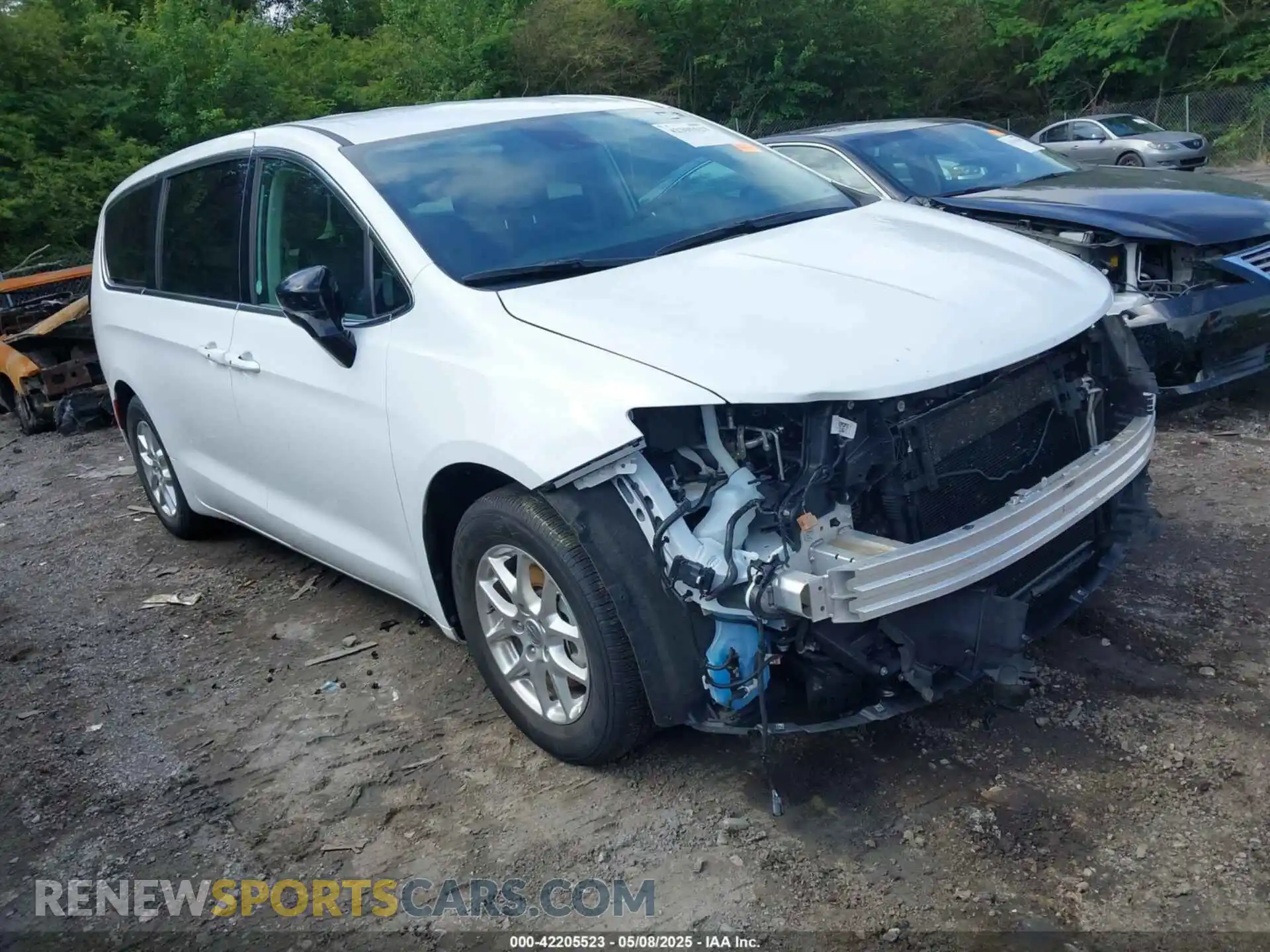 1 Photograph of a damaged car 2C4RC1BG1RR119080 CHRYSLER PACIFICA 2024
