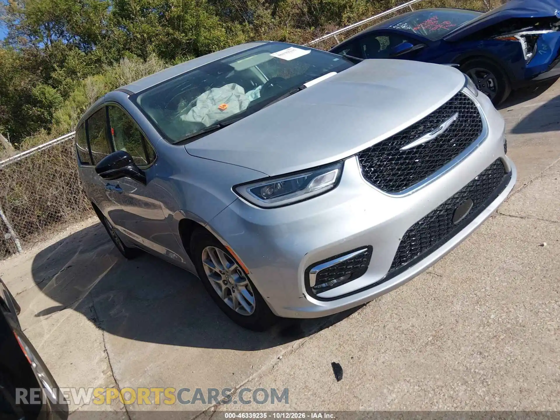 1 Photograph of a damaged car 2C4RC1BG1RR125462 CHRYSLER PACIFICA 2024