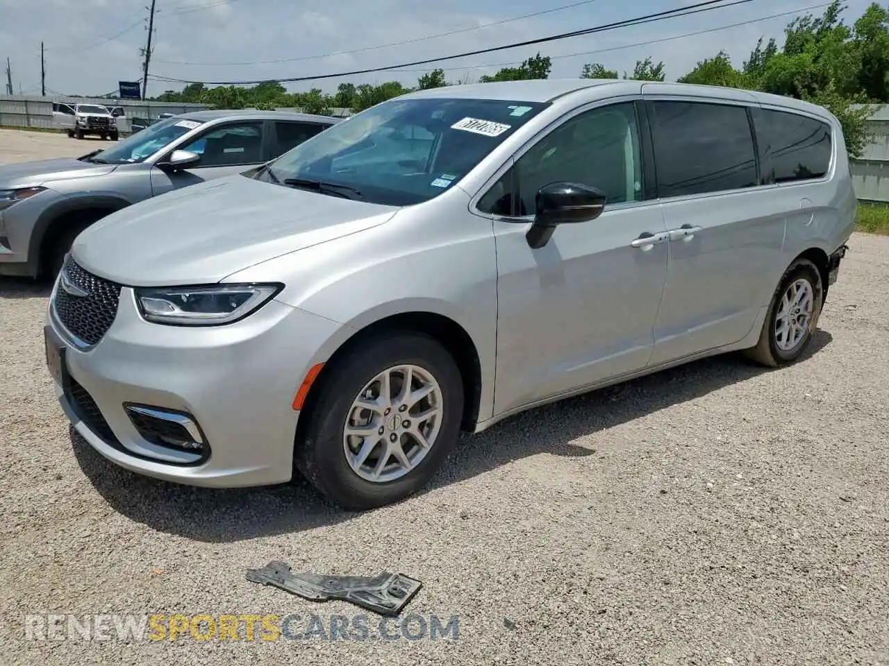 1 Photograph of a damaged car 2C4RC1BG1RR132203 CHRYSLER PACIFICA 2024