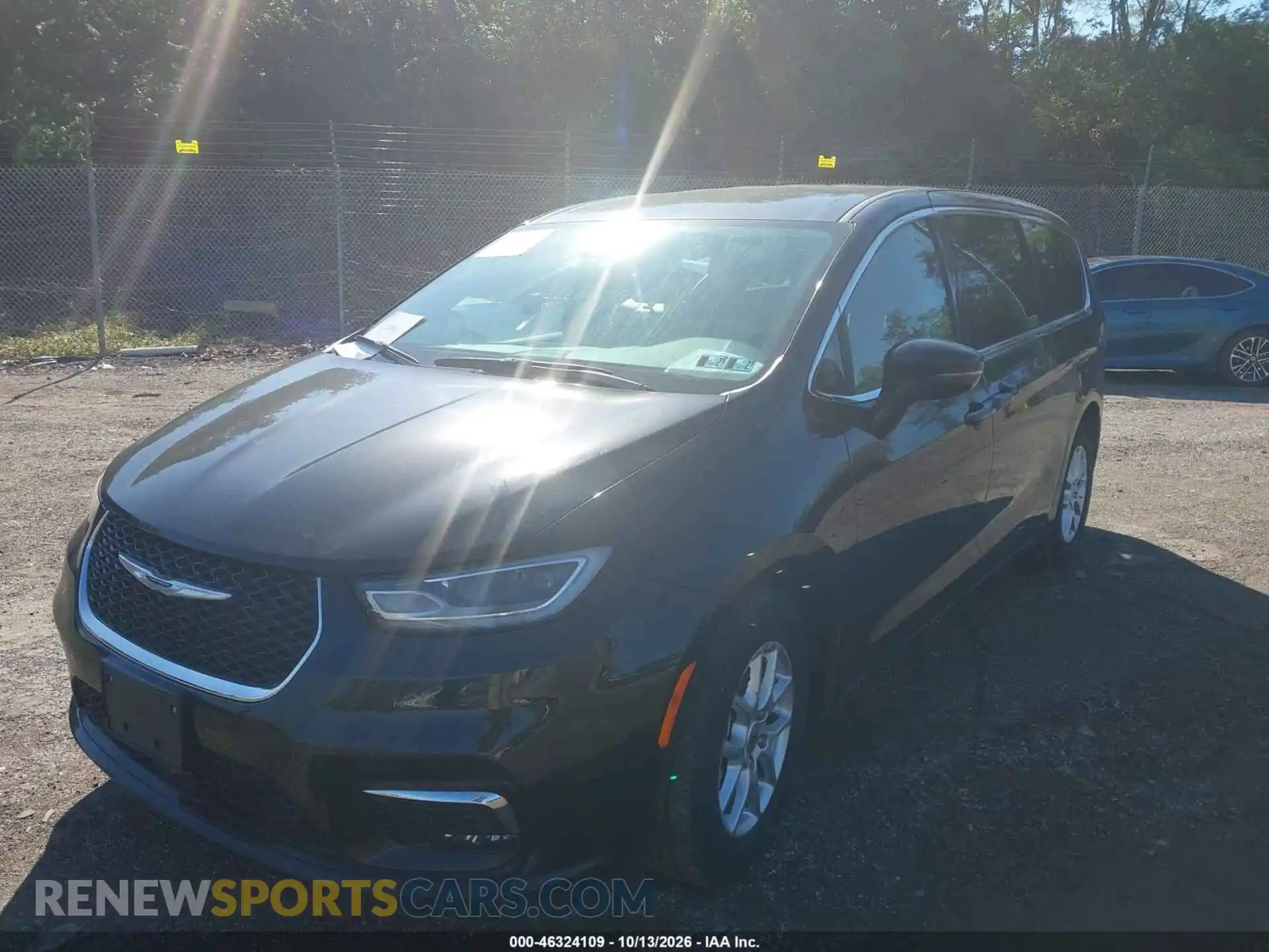 2 Photograph of a damaged car 2C4RC1BG1RR179926 CHRYSLER PACIFICA 2024