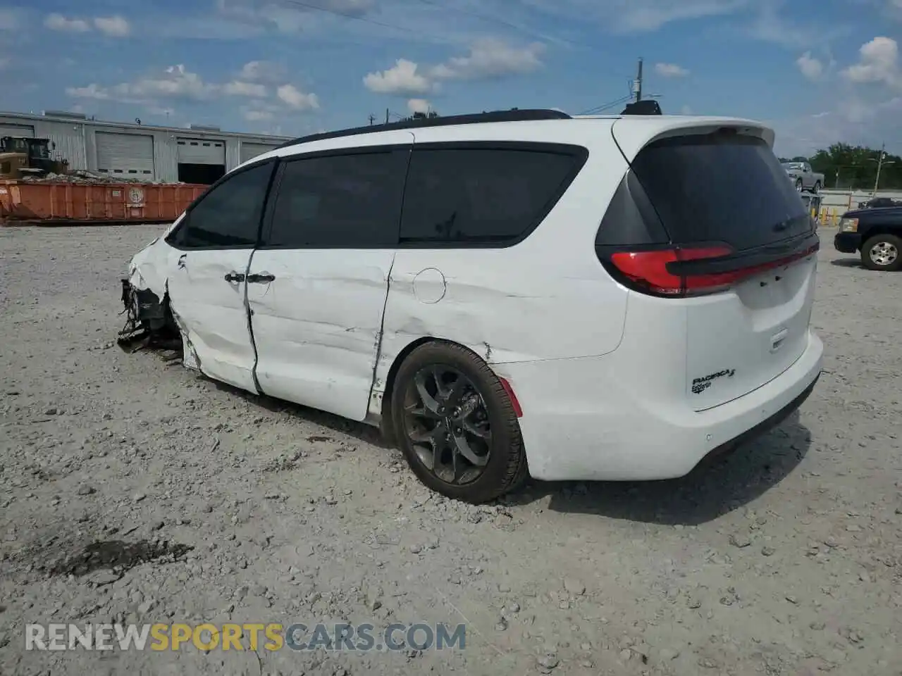 2 Photograph of a damaged car 2C4RC1BG2RR116768 CHRYSLER PACIFICA 2024