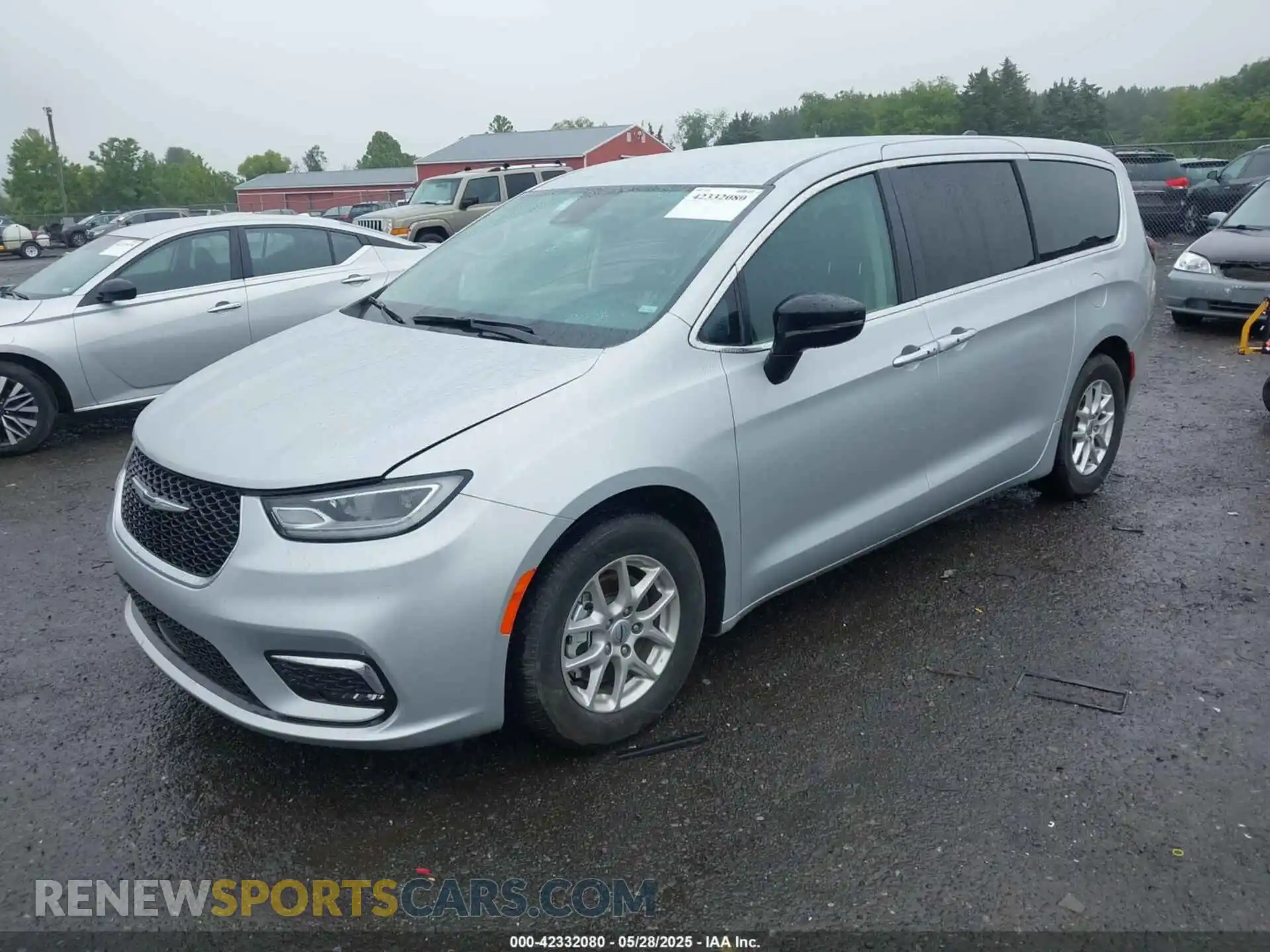 2 Photograph of a damaged car 2C4RC1BG2RR162195 CHRYSLER PACIFICA 2024