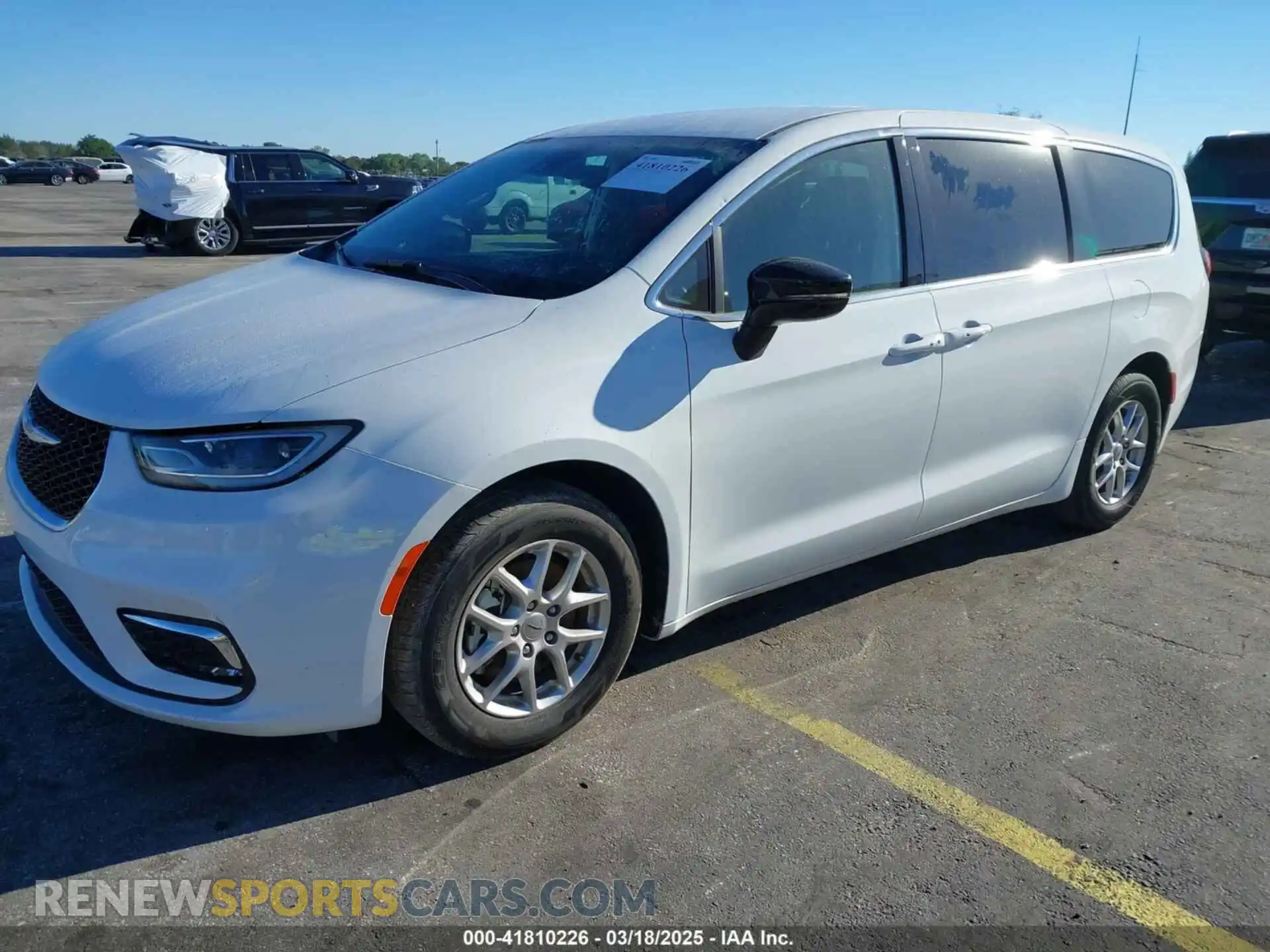 2 Фотография поврежденного автомобиля 2C4RC1BG3RR120019 CHRYSLER PACIFICA 2024