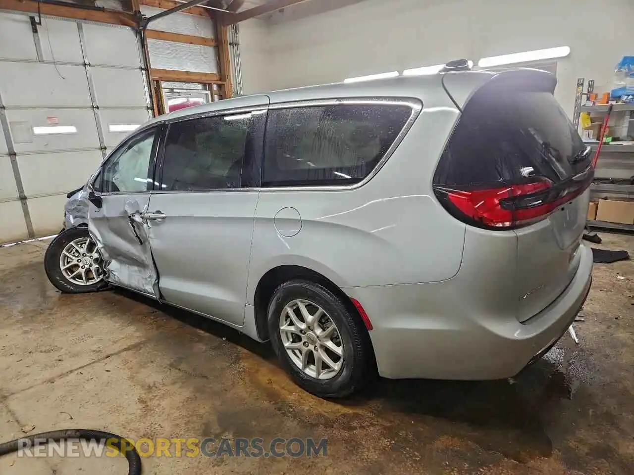 2 Photograph of a damaged car 2C4RC1BG3RR159242 CHRYSLER PACIFICA 2024