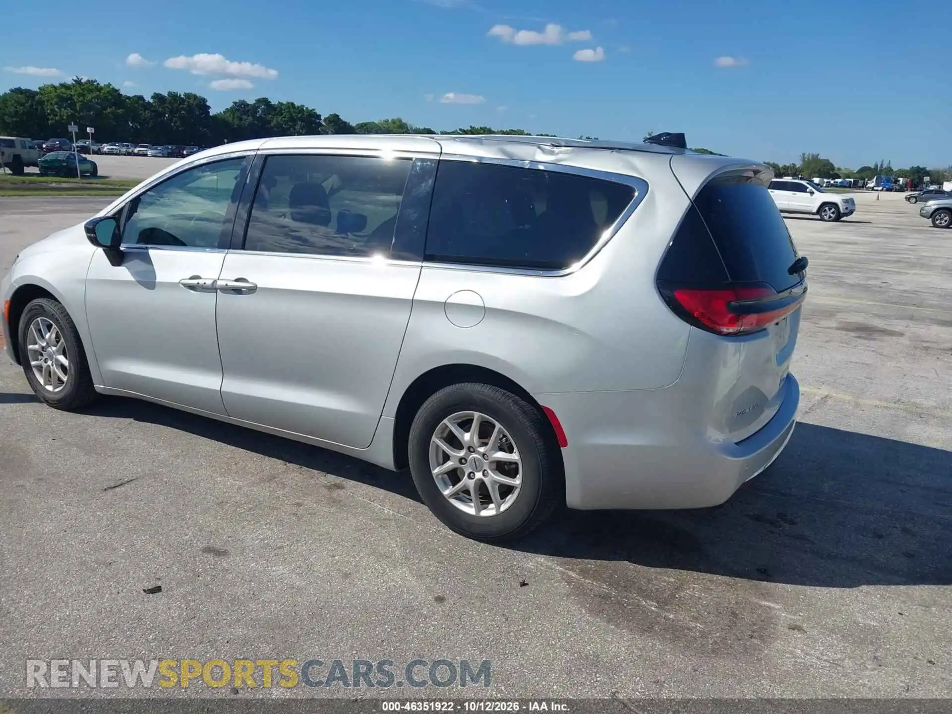 3 Photograph of a damaged car 2C4RC1BG3RR162870 CHRYSLER PACIFICA 2024