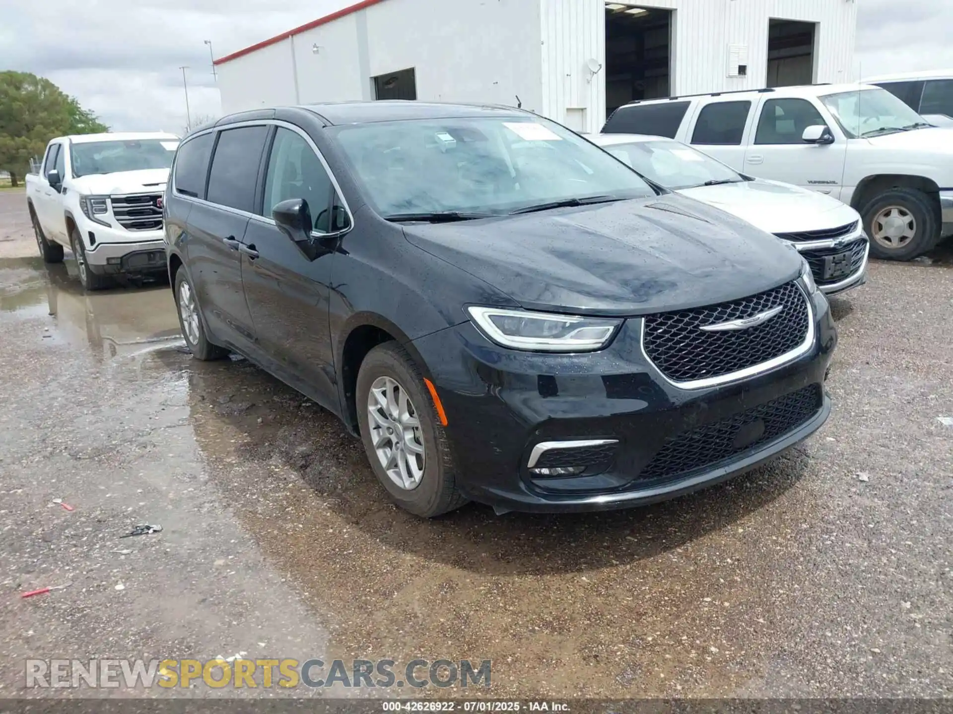 1 Photograph of a damaged car 2C4RC1BG4RR143521 CHRYSLER PACIFICA 2024