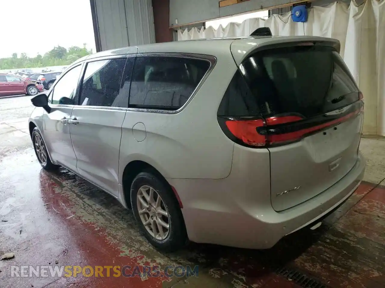 2 fotografías del automóvil dañado 2C4RC1BG5RR171120 CHRYSLER PACIFICA 2024