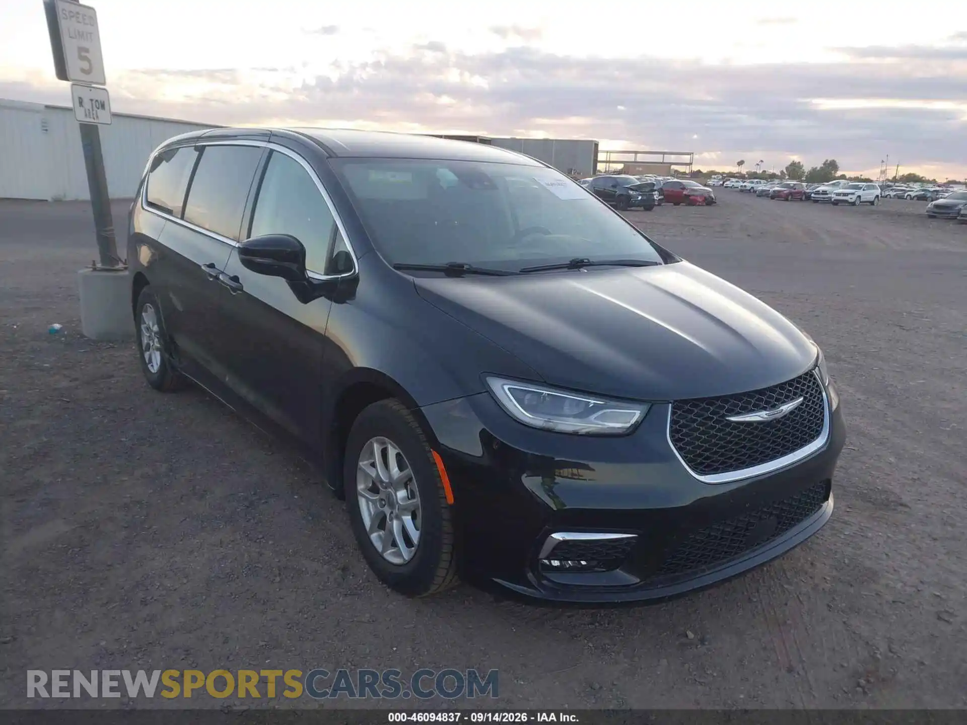 1 Фотография поврежденного автомобиля 2C4RC1BG6RR139745 CHRYSLER PACIFICA 2024