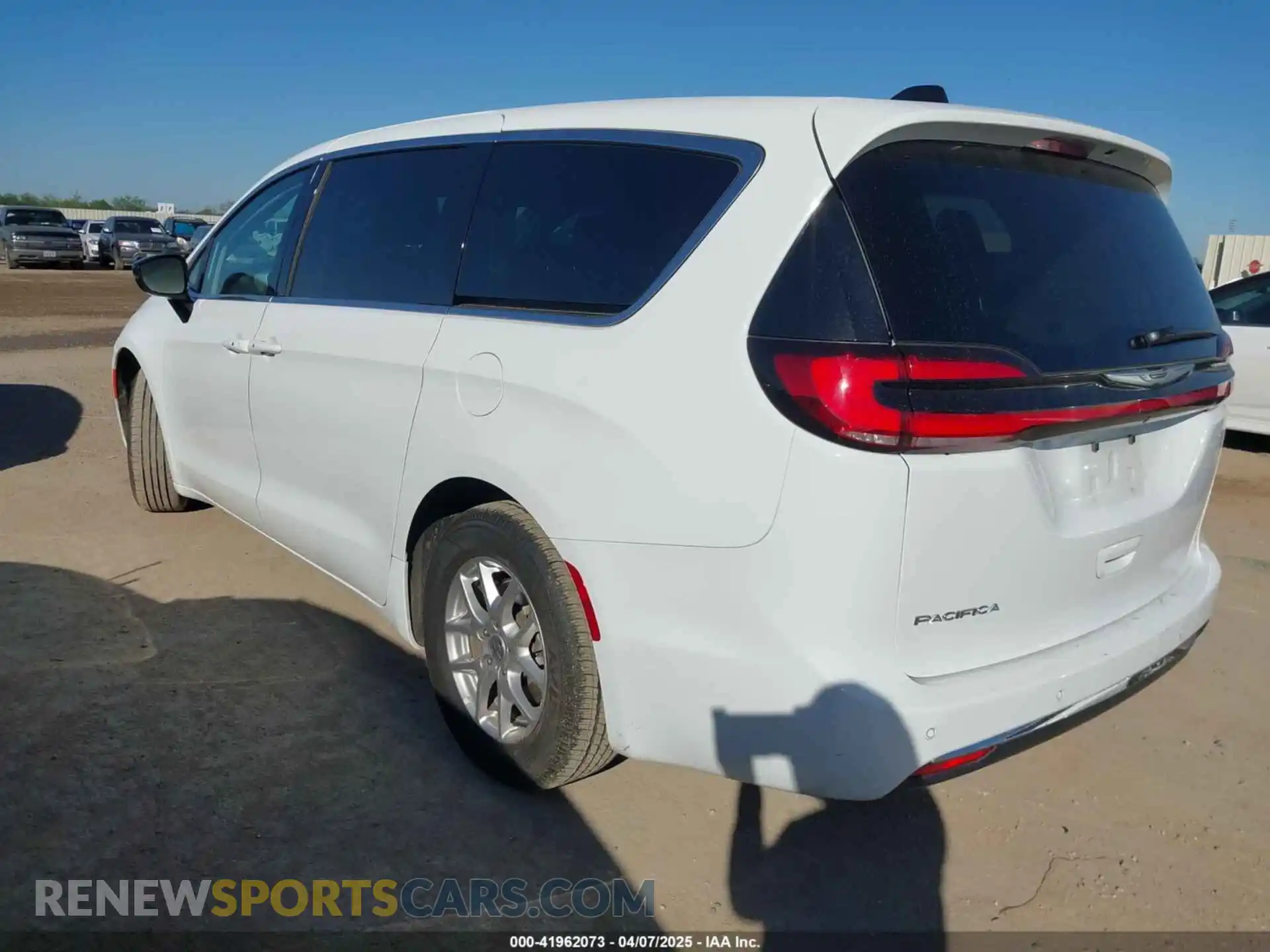 3 Photograph of a damaged car 2C4RC1BG7RR123103 CHRYSLER PACIFICA 2024