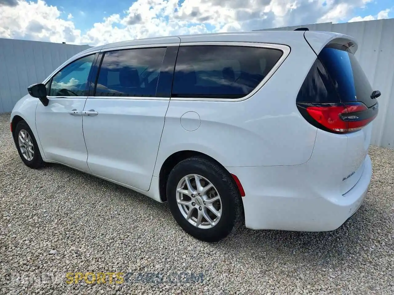 2 Photograph of a damaged car 2C4RC1BG7RR125045 CHRYSLER PACIFICA 2024
