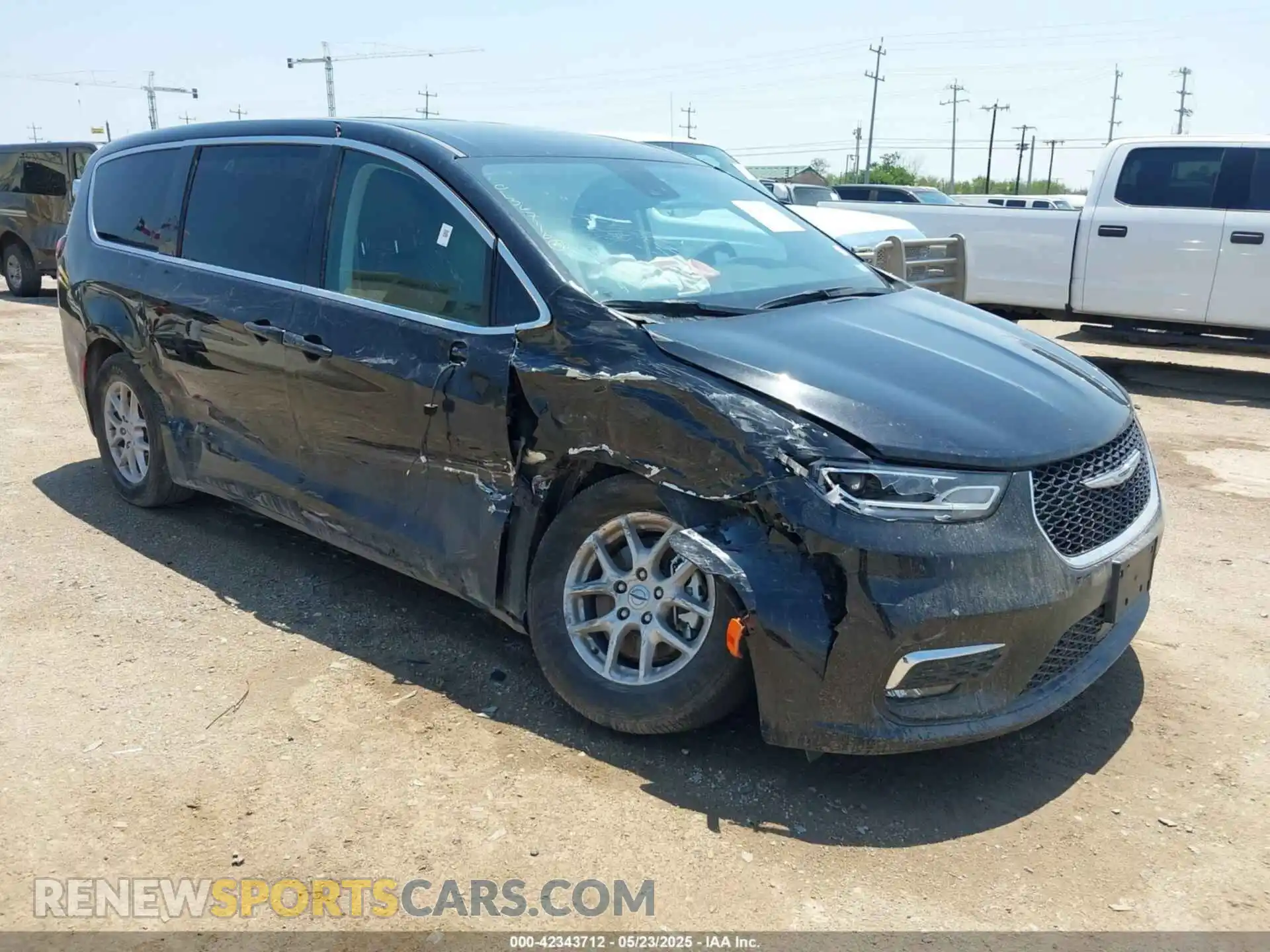 1 Фотография поврежденного автомобиля 2C4RC1BG7RR136417 CHRYSLER PACIFICA 2024
