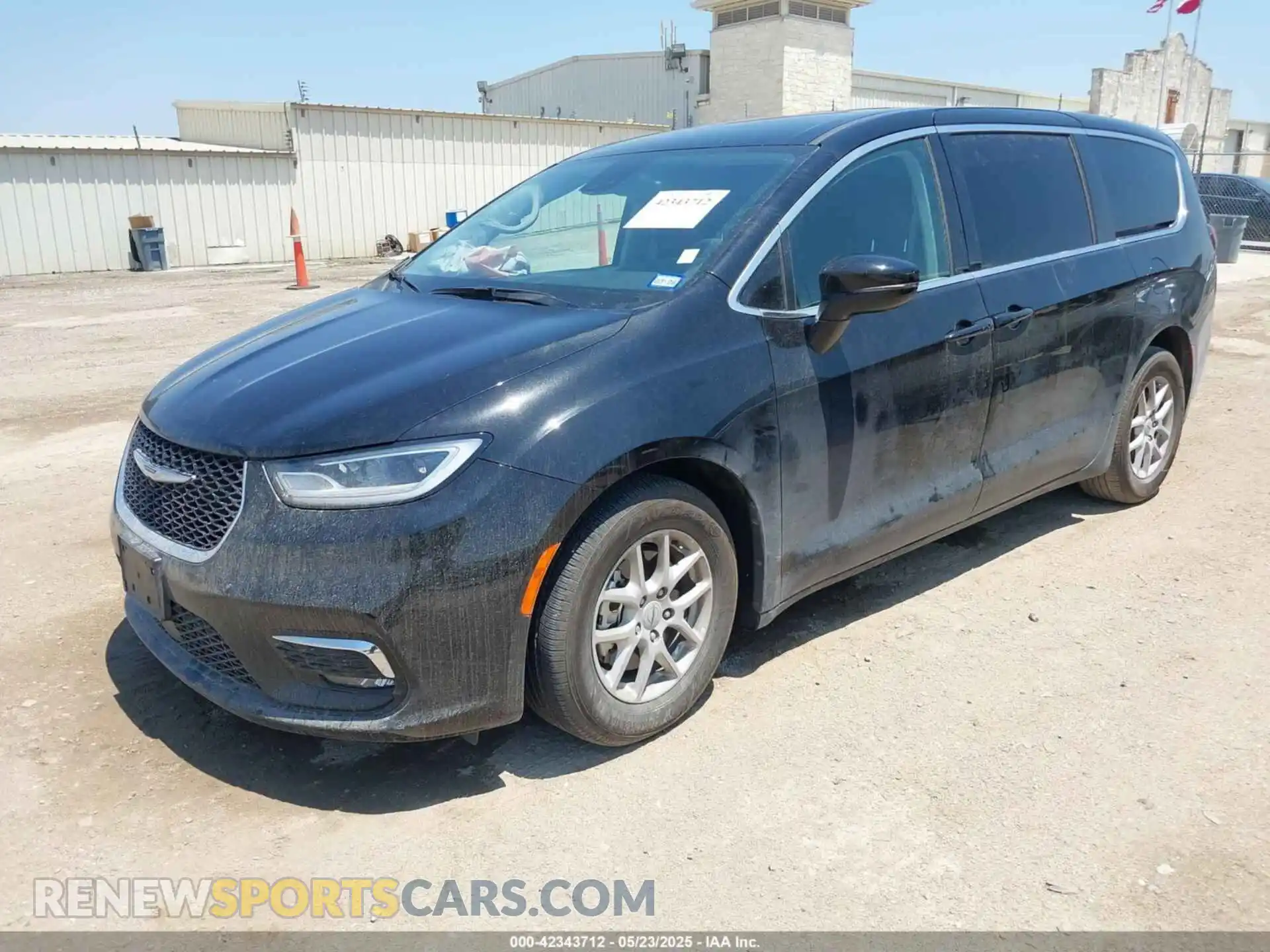 2 Фотография поврежденного автомобиля 2C4RC1BG7RR136417 CHRYSLER PACIFICA 2024